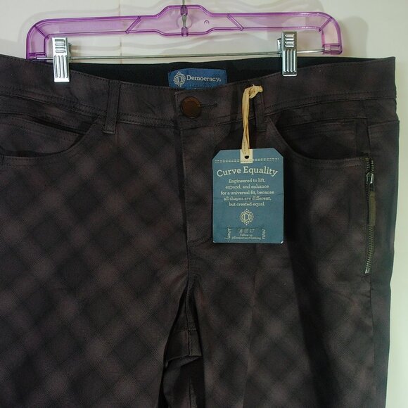 NWT Democracy Curve Equality Plum Skinny Pants Women’s Size 14 Zip Detail - Picture 3 of 5